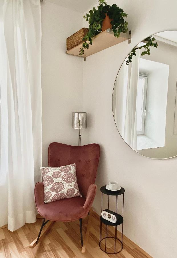 Stay In Aux, Feel At Home ! 2 Room Apartment Central Incl All You Need For 4 Person, 24H Check In, Pkw Parking Only Аугсбург Екстер'єр фото