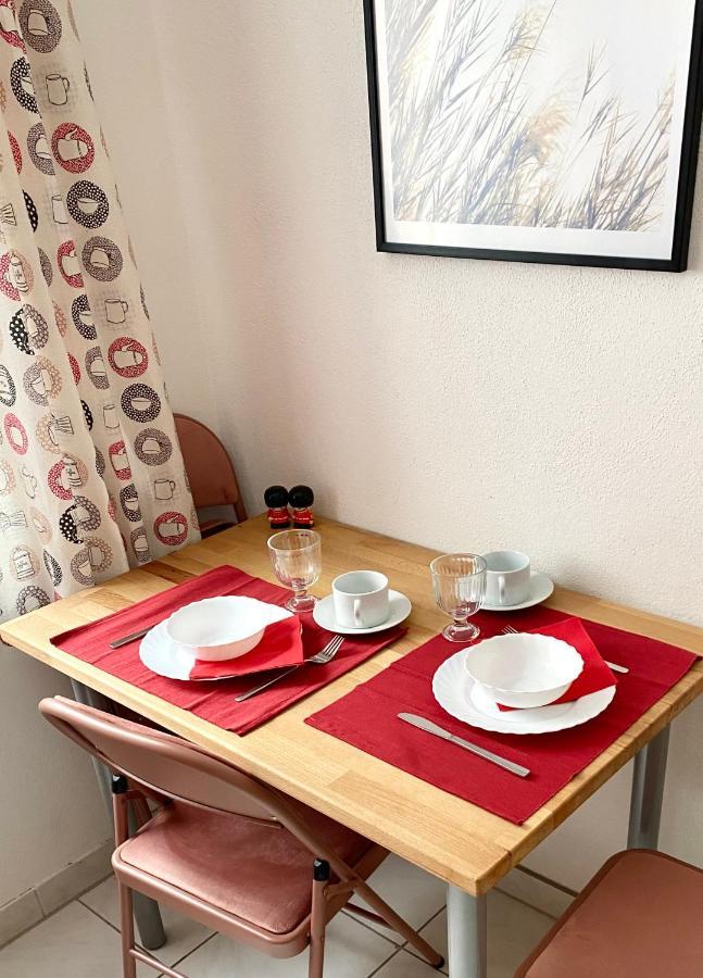 Stay In Aux, Feel At Home ! 2 Room Apartment Central Incl All You Need For 4 Person, 24H Check In, Pkw Parking Only Аугсбург Екстер'єр фото