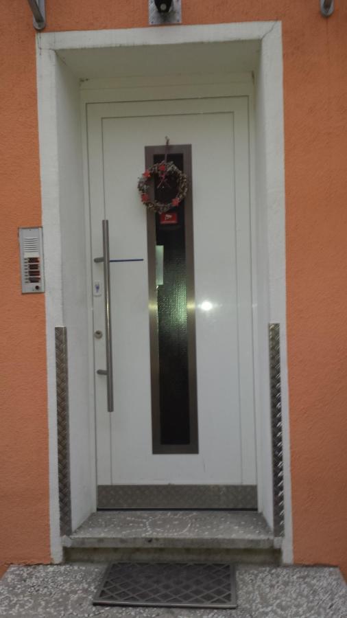 Stay In Aux, Feel At Home ! 2 Room Apartment Central Incl All You Need For 4 Person, 24H Check In, Pkw Parking Only Аугсбург Екстер'єр фото